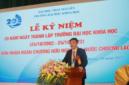 PGS.TS. Nguyễn Văn Đăng - Hiệu trưởng Nhà trường đọc diễn văn chào mừng